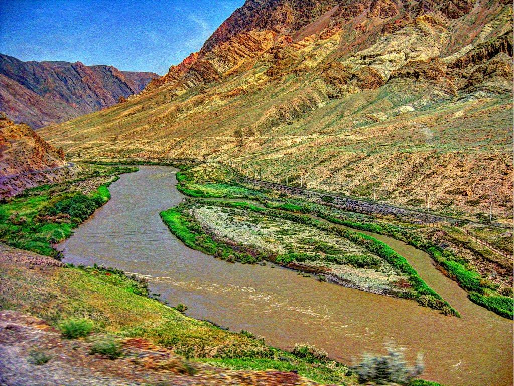 جاهای دیدنی جلفا؛ ۱۰ جاذبه برتر و نکات سفر 4 جاهای دیدنی جلفا؛ ۱۰ جاذبه برتر و نکات سفر