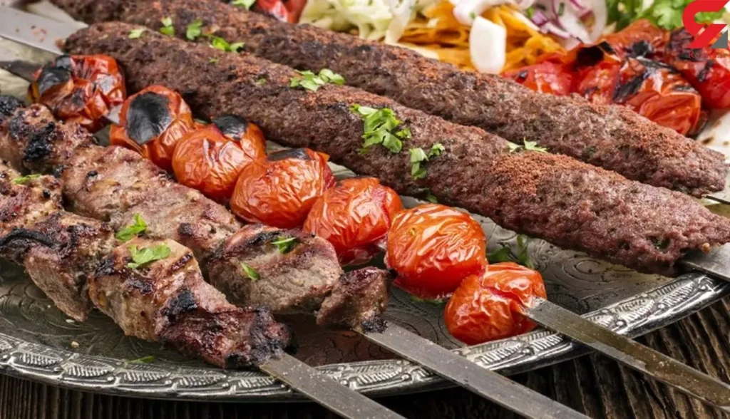 جاهای دیدنی گلپایگان؛ سفر به قلب طبیعت و تاریخ 6 کباب گلپایگانی