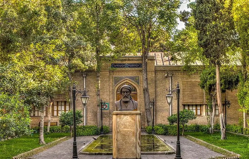 عمارت کلاه فرنگی تهران؛ سفری به دل تاریخ قاجار