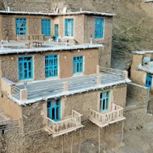 معرفی اقامتگاه بومگردی واران سنندج